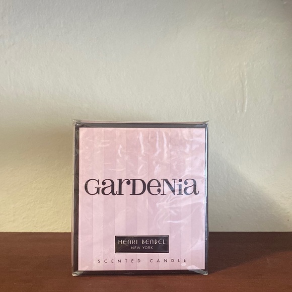 Henri Bendel Gardenia candle - Picture 1 of 1